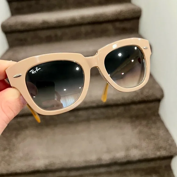 NEW Ray-Ban RB2186 State Street Square Sunglasses Nude With Gradient Blue Lenses - Picture 2 of 4